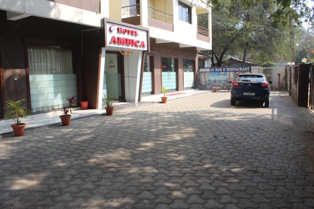 Hotel Ambica Даман Екстер'єр фото